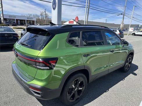 New 2026 Volkswagen Taos SE AWD/4WD image 6