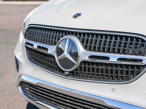New 2026 Mercedes-Benz GLC 300 4MATIC image 3