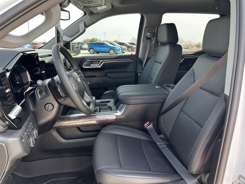 New 2026 Chevrolet Silverado 1500 LTZ w/ Z71 Off-Road Package image 21