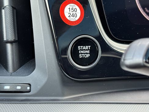 Certified 2025 Porsche Cayenne image 27