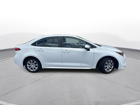 Used 2023 Toyota Corolla LE FWD image 5
