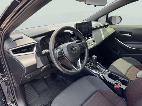 Used 2023 Toyota Corolla SE w/ SE Premium Package FWD image 22