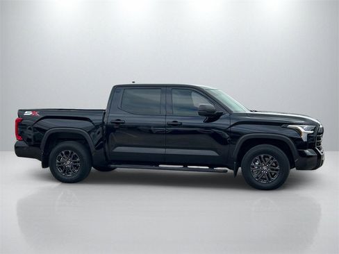 Used 2025 Toyota Tundra SR5 image 4