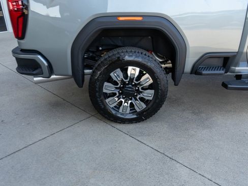 Used 2025 GMC Sierra 2500 Denali w/ Denali Reserve Package image 29