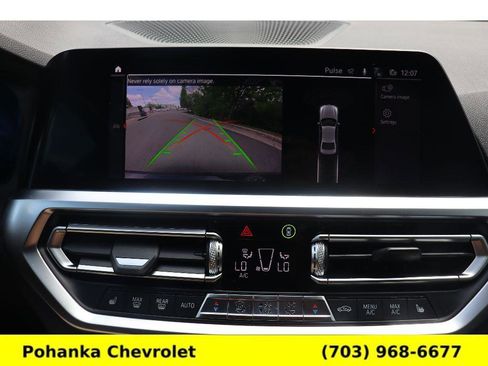 Used 2021 BMW 330i xDrive Sedan w/ Premium Package AWD/4WD image 16
