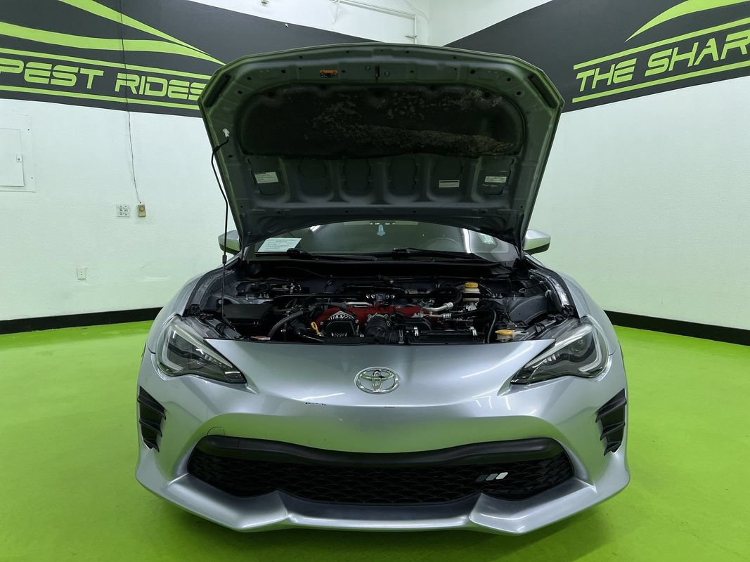 Used 2020 Toyota 86 RWD image 4