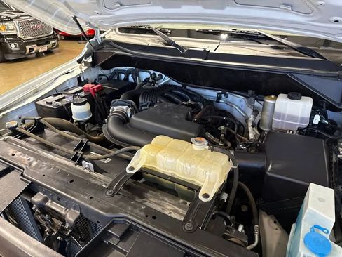 Used 2018 Nissan NV 2500 S RWD image 53