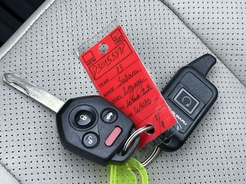 Used 2013 Subaru Legacy 2.5i Limited AWD/4WD image 30