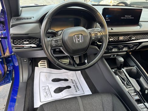 Used 2024 Honda Accord Sport image 16