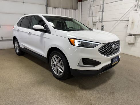 Certified 2024 Ford Edge SEL AWD/4WD image 4