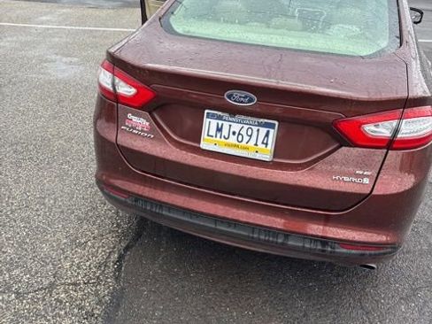 Used 2015 Ford Fusion SE w/ Equipment Group 502A FWD image 17