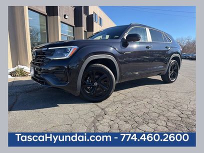 Used 2025 Volkswagen Atlas Cross Sport SEL R-Line