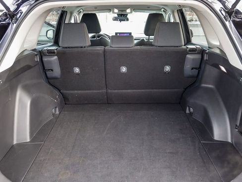 Used 2025 Toyota RAV4 LE AWD/4WD image 30
