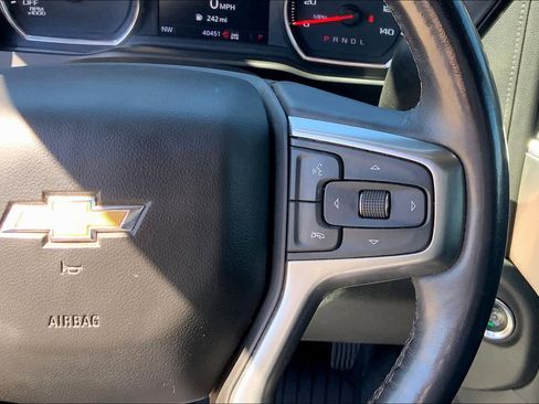 Used 2021 Chevrolet Silverado 1500 LT image 20