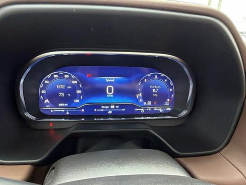 Used 2023 Chevrolet Tahoe High Country AWD/4WD image 33