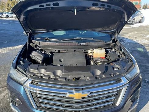 Used 2022 Chevrolet Traverse LT AWD/4WD image 24