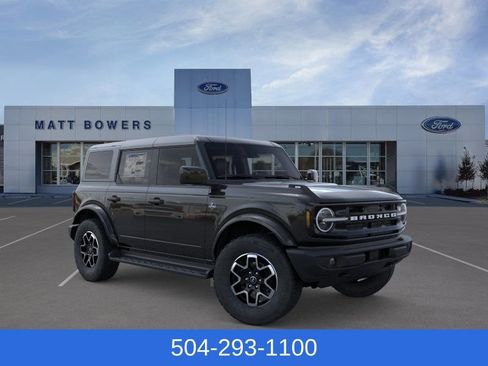 New 2026 Ford Bronco Outer Banks AWD/4WD image 9