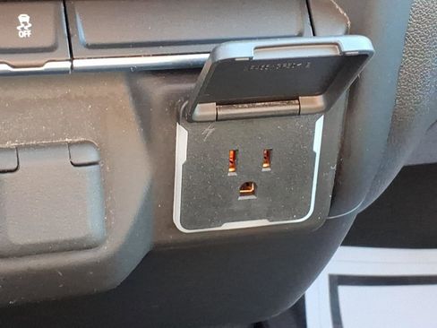 Used 2023 Chevrolet Silverado 1500 Custom w/ LPO, Dark Essentials Package image 19