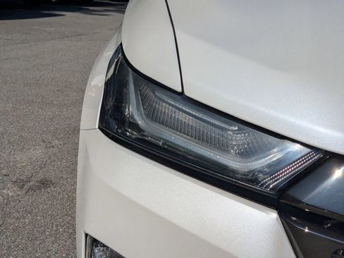 Certified 2023 Chevrolet Traverse Premier w/ Redline Edition image 10