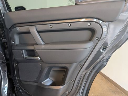 New 2025 Land Rover Defender 110 S image 28