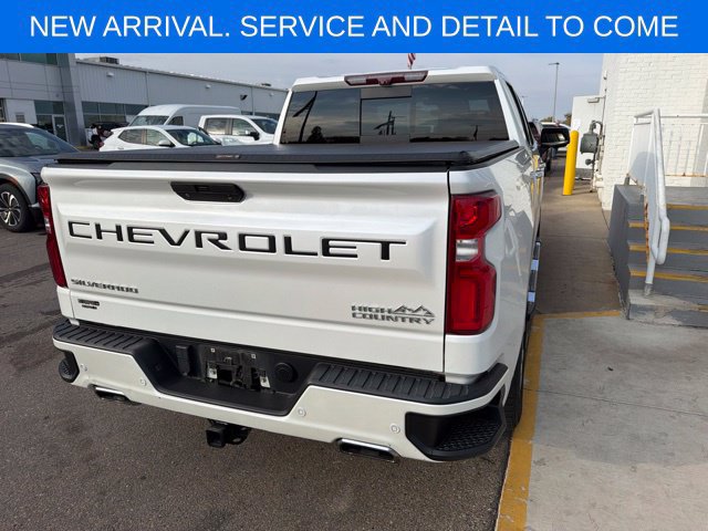 Used 2021 Chevrolet Silverado 1500 High Country w/ Technology Package AWD/4WD image 7