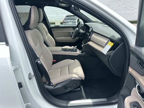 New 2026 Volvo XC90 T8 Ultra w/ Lounge Package AWD/4WD image 21