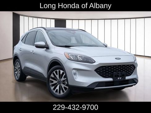 Used 2020 Ford Escape Titanium w/ Titanium Premium Package 2.0 AWD/4WD image 6