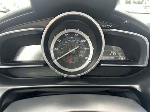 Used 2018 Toyota Yaris iA image 15