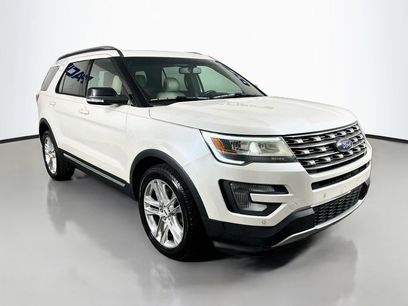Certified 2017 Ford Explorer XLT w/ Equipment Group 202A