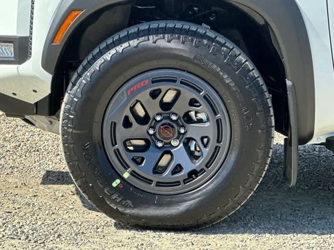 New 2026 Nissan Frontier PRO-4X w/ Tow Package AWD/4WD image 31