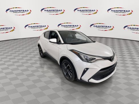 Used 2020 Toyota C-HR Limited FWD image 2