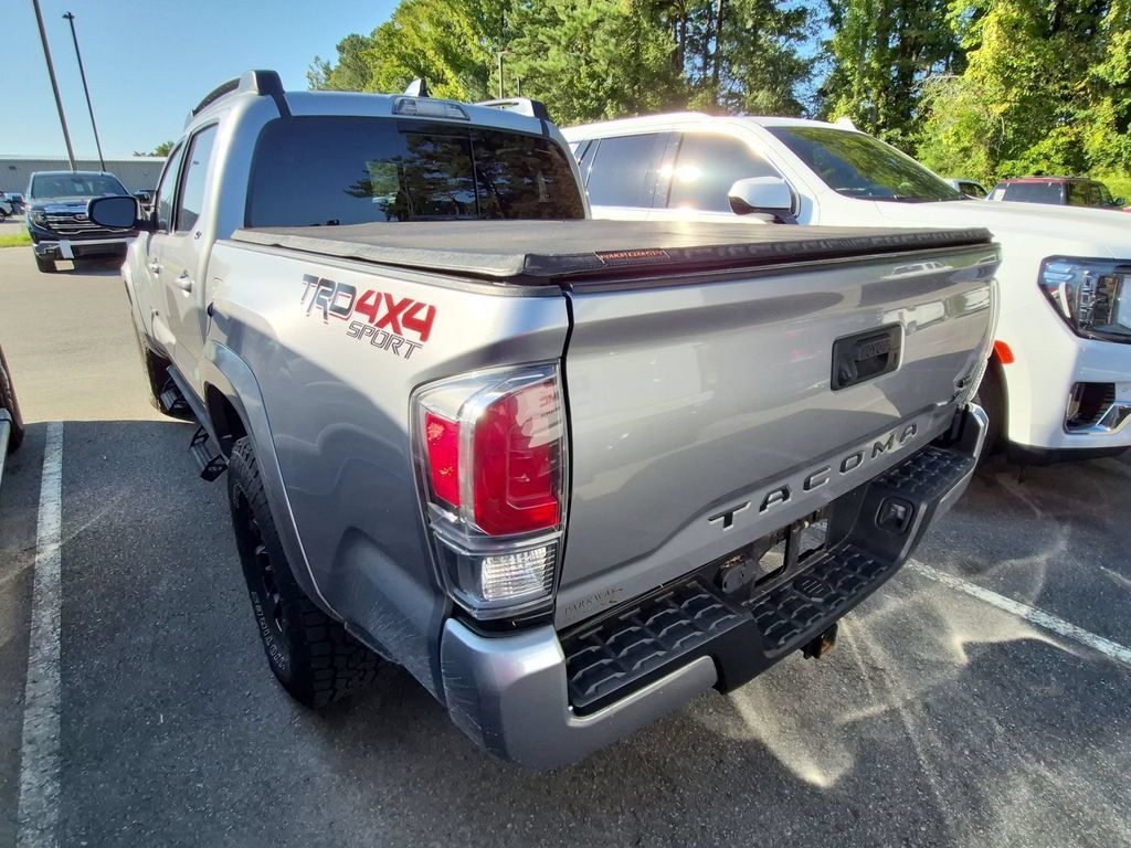 Used 2021 Toyota Tacoma TRD Sport AWD/4WD image 7