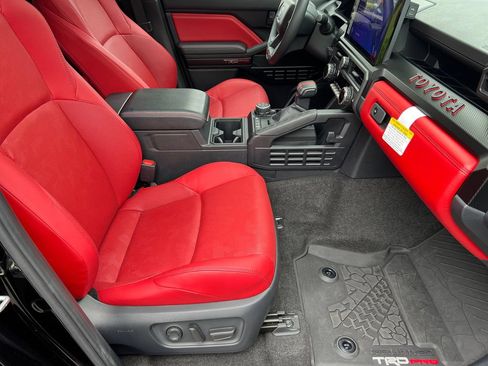 Used 2025 Toyota 4Runner TRD Pro AWD/4WD image 18