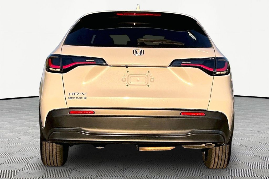 Used 2025 Honda HR-V LX image 7