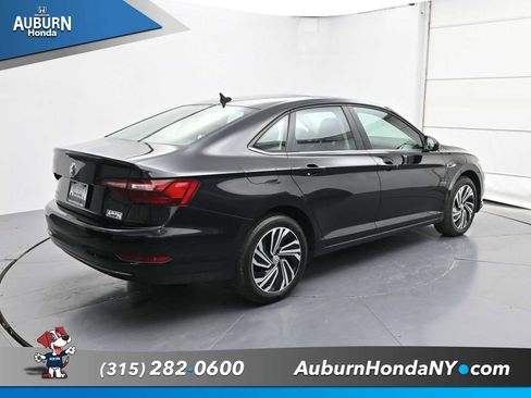 Used 2020 Volkswagen Jetta SEL image 12
