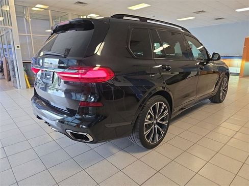 Used 2019 BMW X7 xDrive50i w/ M Sport Package image 8