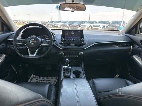 Used 2022 Nissan Altima 2.5 SR FWD image 20