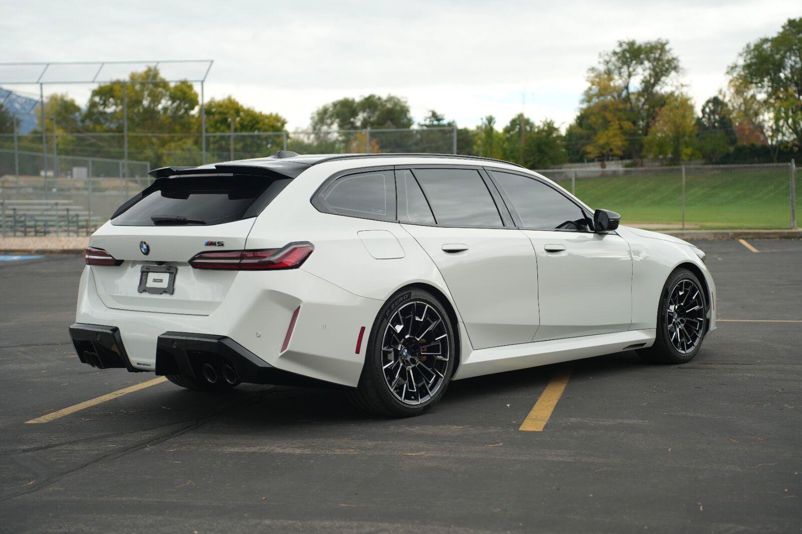 Used 2025 BMW M5 Touring AWD/4WD image 5