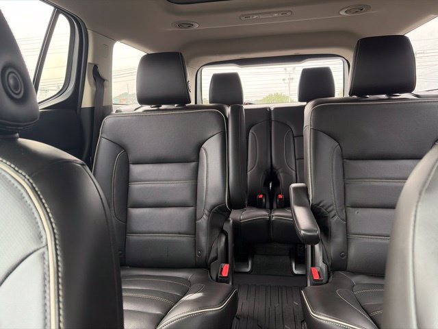 Used 2017 GMC Acadia Denali w/ Technology Package FWD image 21