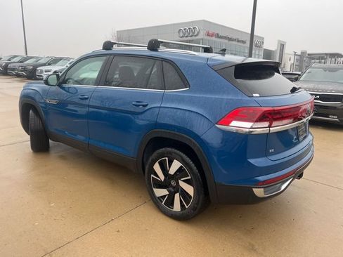 New 2025 Volkswagen Atlas Cross Sport SE AWD/4WD image 4