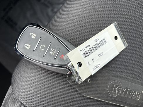 Used 2022 Chevrolet Malibu LT image 36