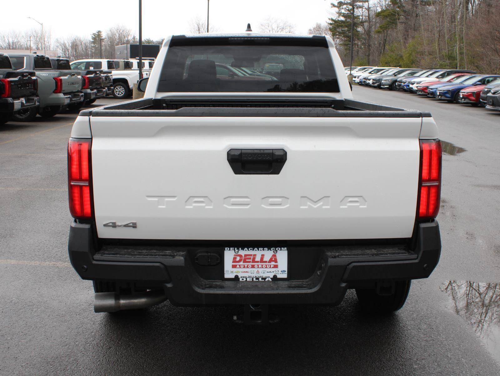 New 2026 Toyota Tacoma SR w/ SR Upgrade Package AWD/4WD image 6