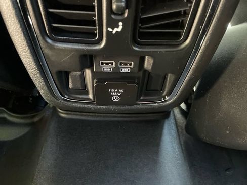Used 2020 Jeep Grand Cherokee Limited AWD/4WD image 21