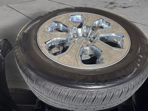 Certified 2025 RAM 1500 Big Horn RWD image 30
