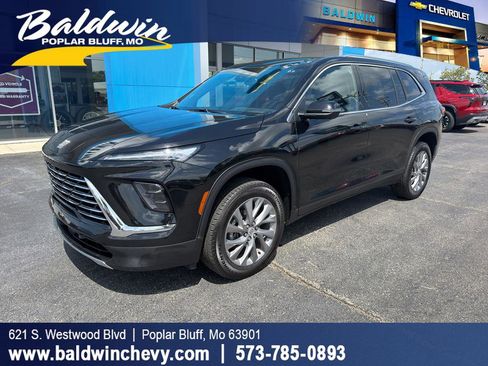 Used 2025 Buick Enclave Preferred image 1