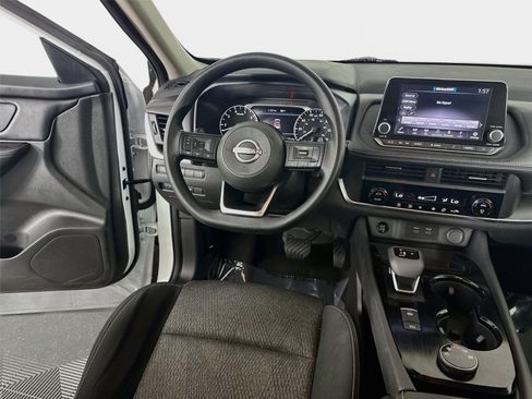 Used 2024 Nissan Rogue SV AWD/4WD image 22