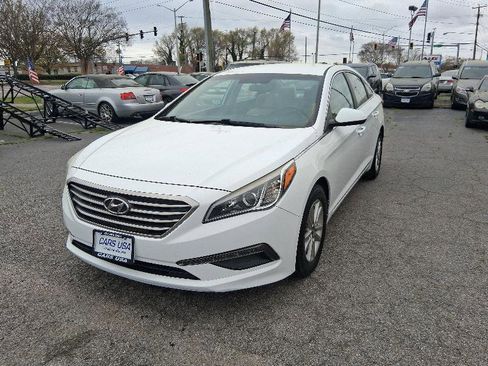 Used 2015 Hyundai Sonata SE image 4