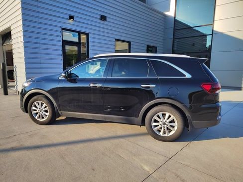 Used 2019 Kia Sorento FWD w/ LX Convenience Package image 8