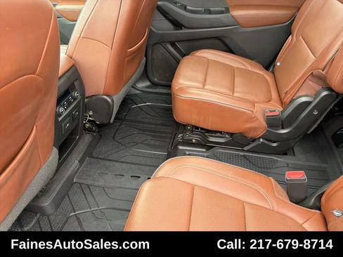 Used 2018 Chevrolet Traverse High Country w/ LPO, Floor Liner Package AWD/4WD image 32