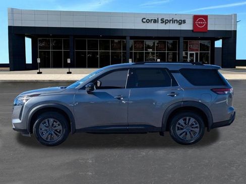 New 2026 Nissan Pathfinder SV image 2